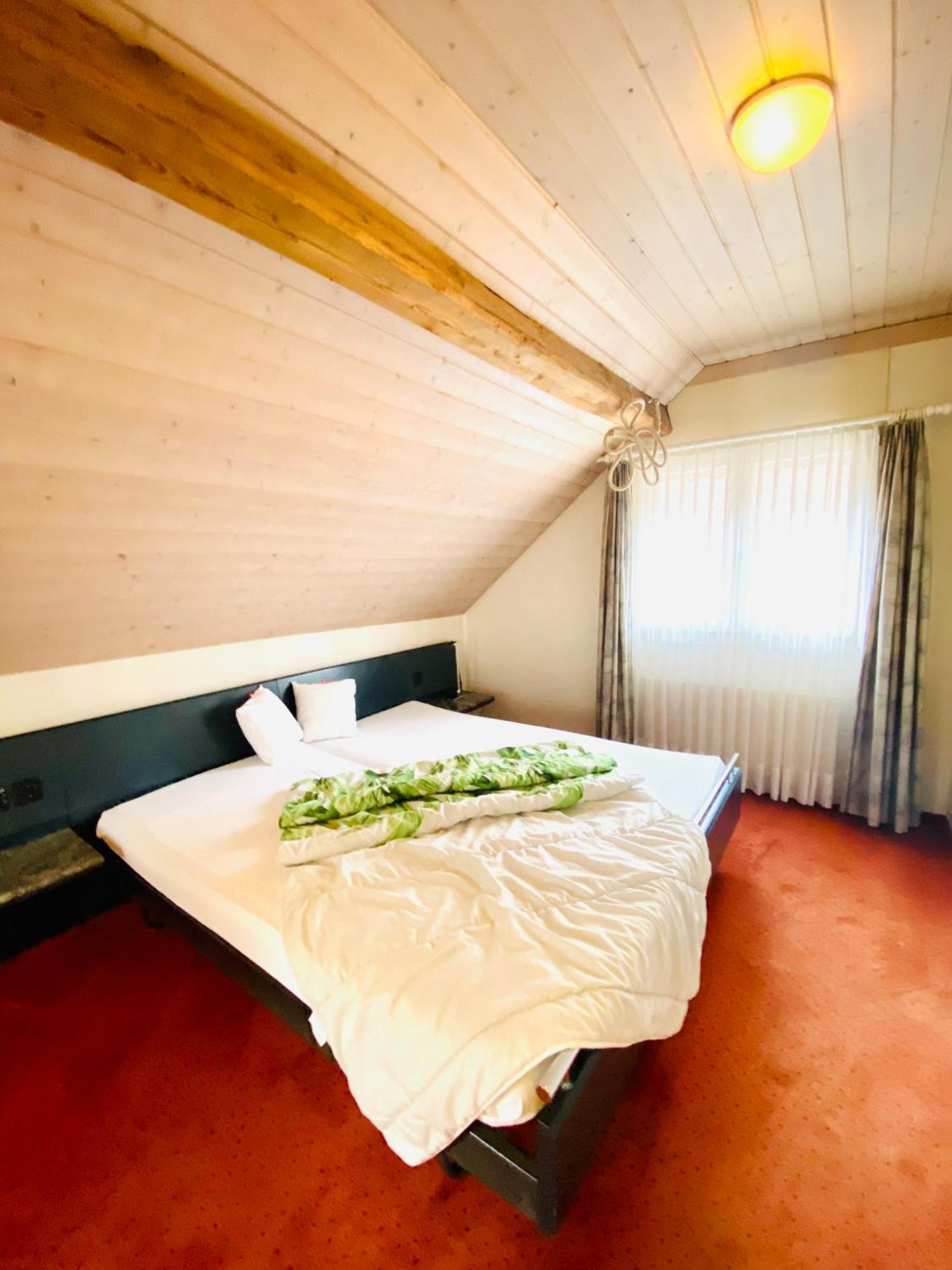 Gasthof Kreuz Egerkingen Room photo